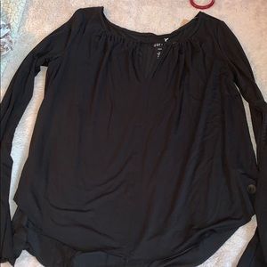 american eagle cut out black shirt